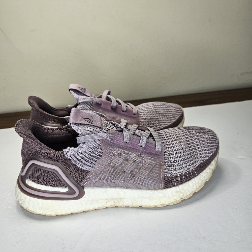 Adidas Ultraboost 19 Soft Vision Womens Athletic Running Shoes Size 8 - Picture 3 of 7